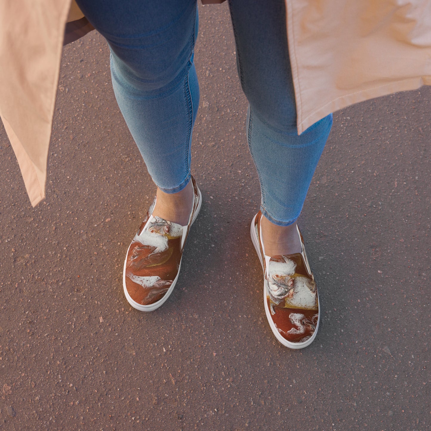 Golden Whimsy Women’s Slip-on Canvas Shoes